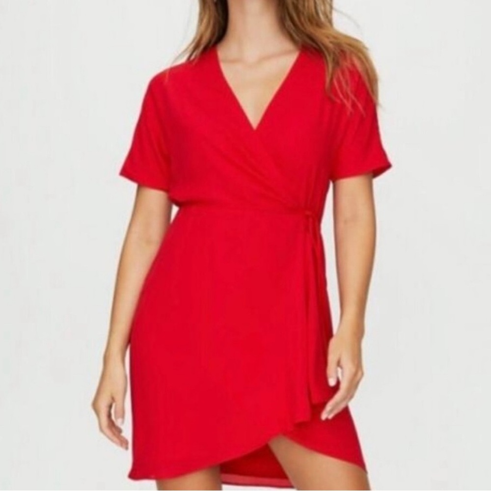 Aritzia Babaton Wrap Wallace Dress